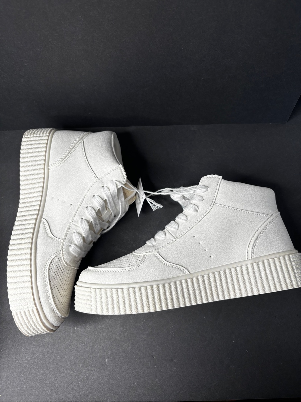 American Eagle Outfitters White High-Top Sneakers - Picture 5 of 5